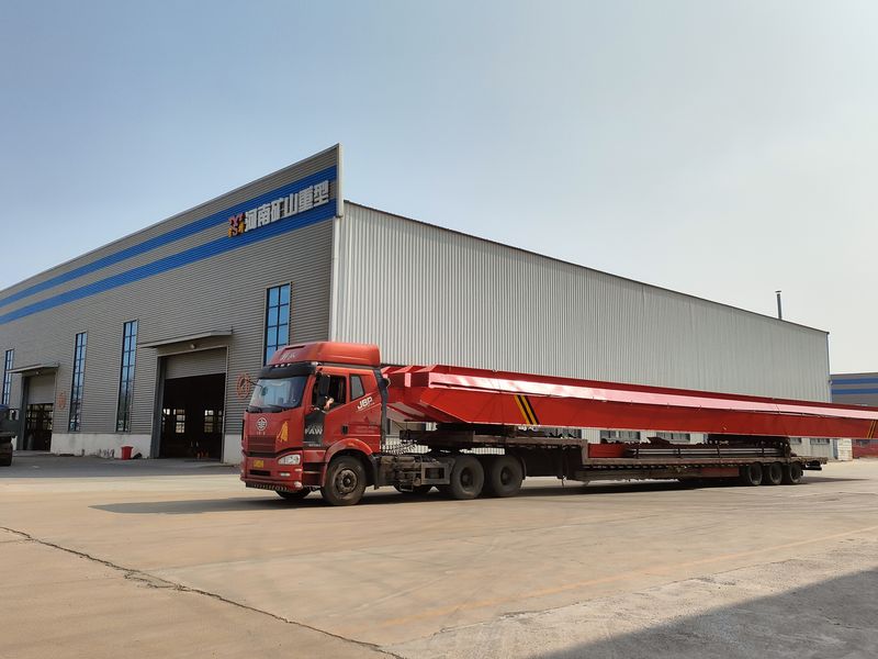 4臺電動單梁起重機，LD10t-26.53m，發(fā)往浙江交付客戶使用。